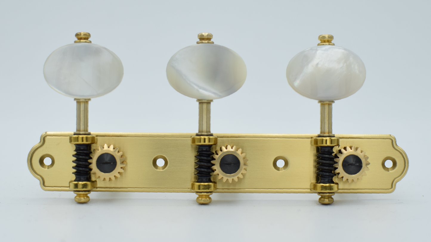 B-Ware:n Trinity Brass, Minimalist Engraving, Mother of Pearl buttons, Ivoroid Rollers