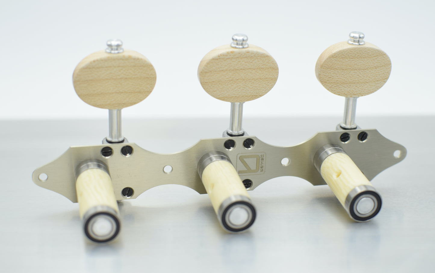 B-Ware: Landstorfer, Argentium, Maple Buttons, Ivoroid